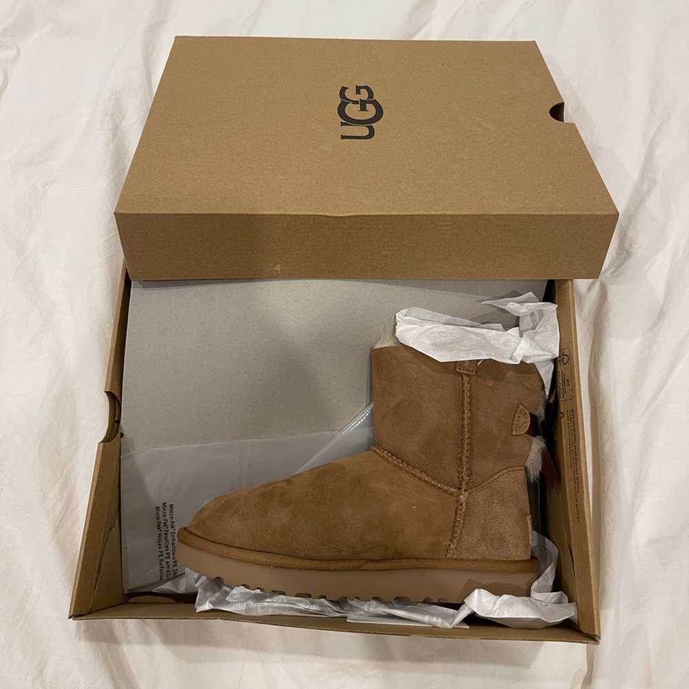 Women’s Uggs Bailey Bow II Boots